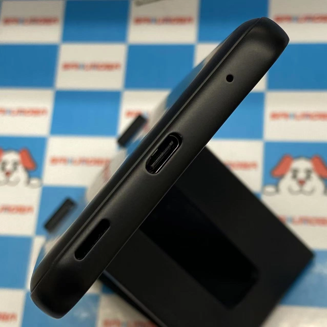 arrows We 64GB ブラック FCG01 UQmobile版SIMフリー