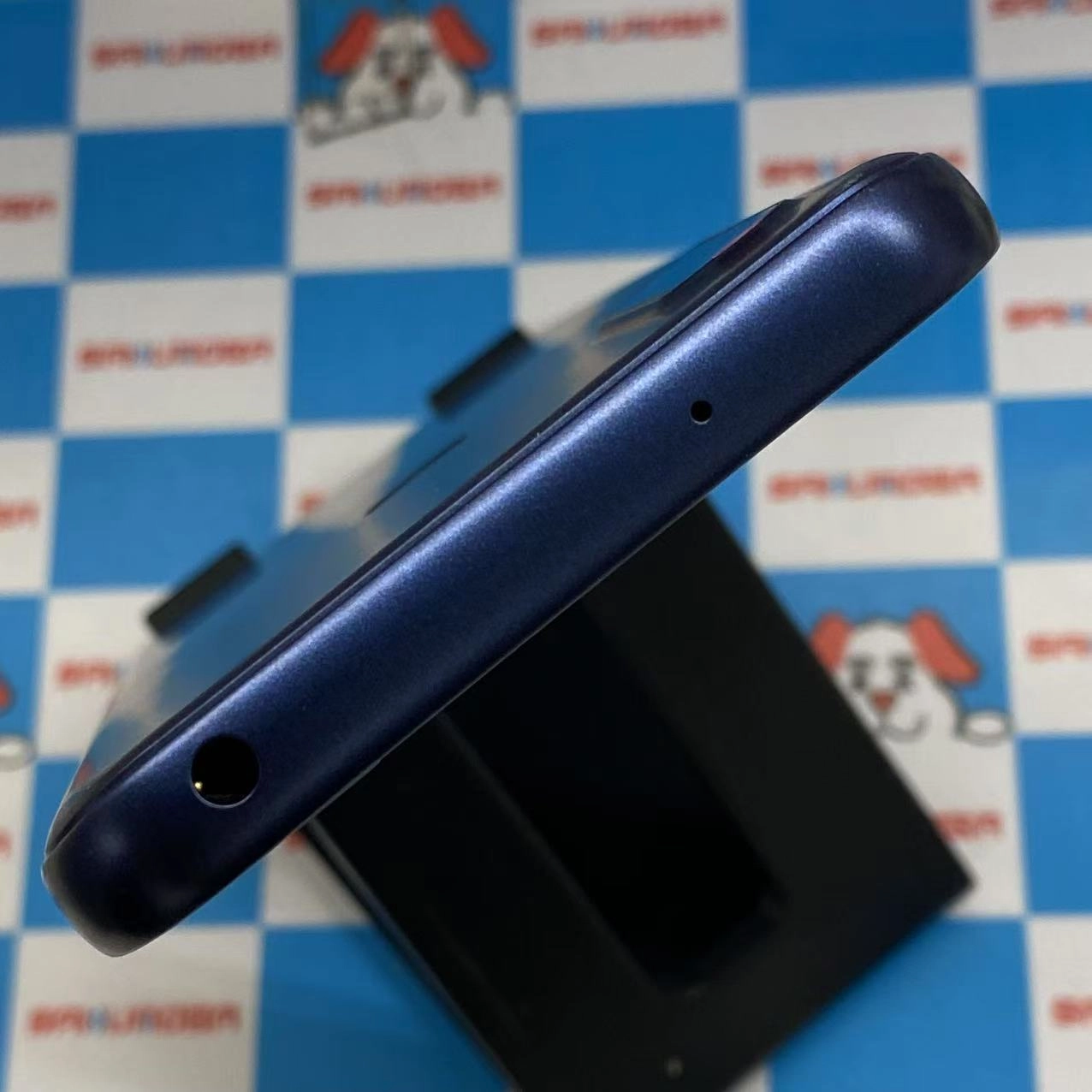 arrows We 64GB ネイビー F-51B docomo版SIMフリー 開封未使用品