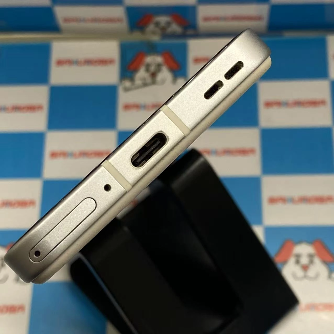 Zenfone 9 256GB ムーンライトホワイト AI2202 ストア版SIMフリー 極美品