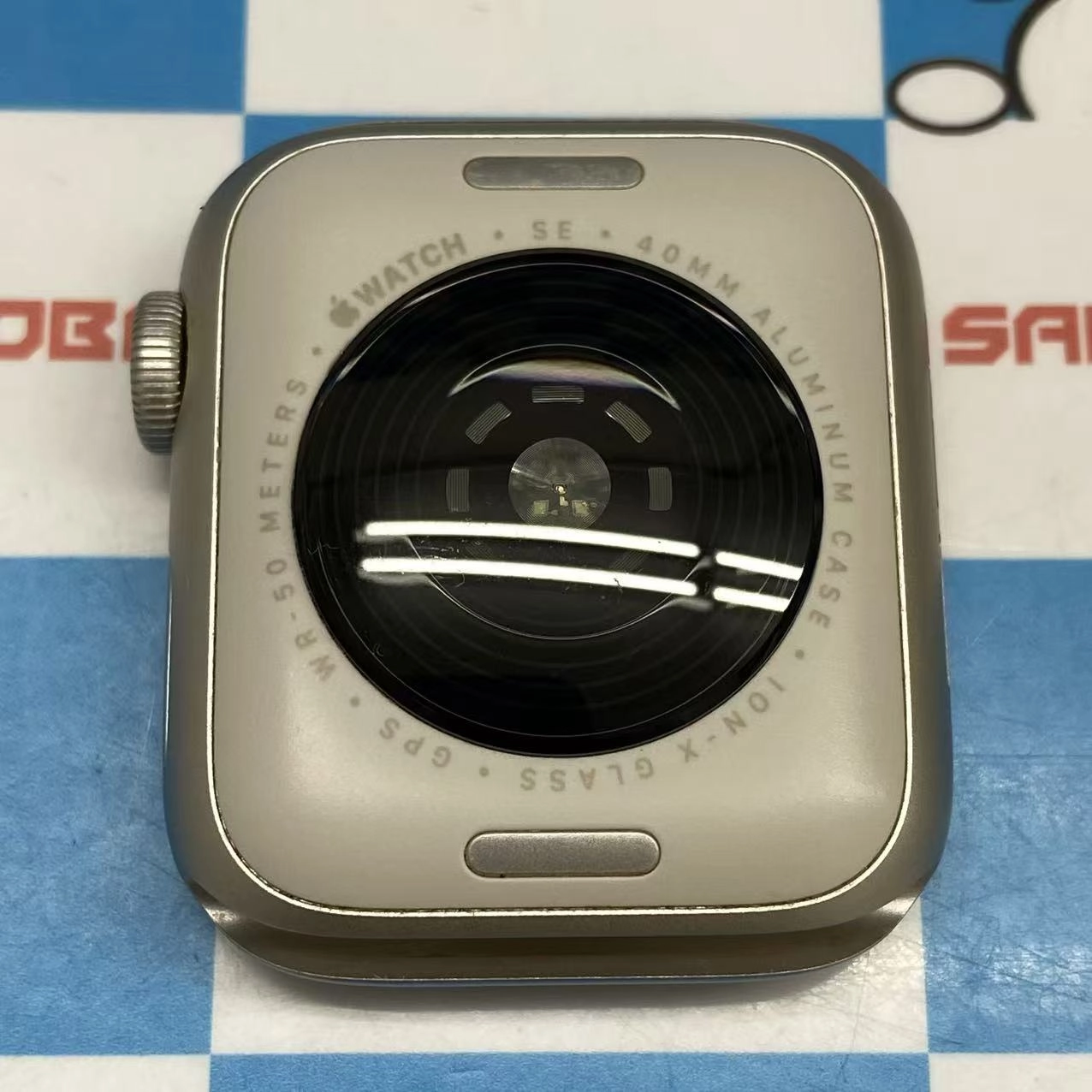 Apple Watch SE 第2世代 40mm GPSモデル 32GB スターライト MNJP3J/A 訳あり品