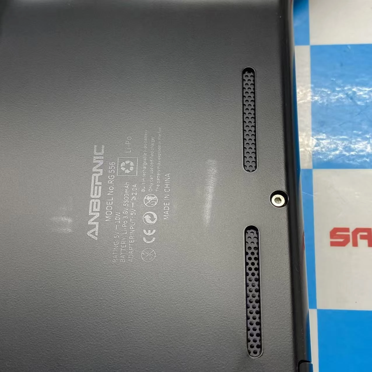 ANBERNIC RG556 64GB プラーク