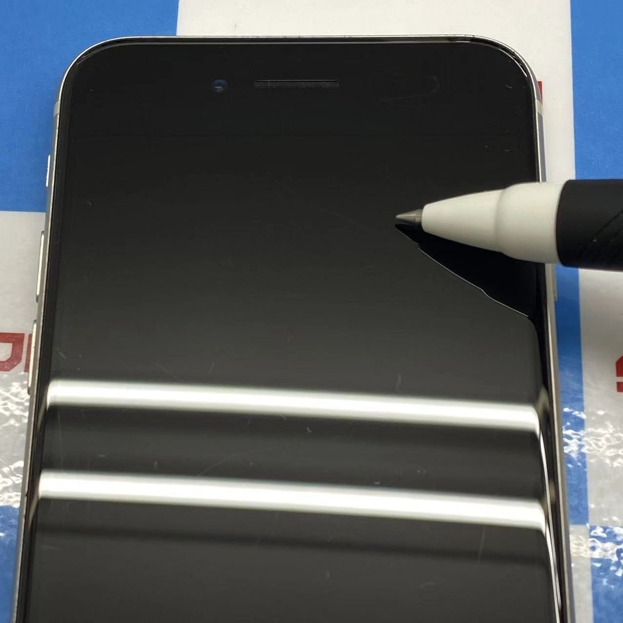 iPhoneSE 第3世代 128GB スターライト MMYG3J/A SoftBank版SIMフリー