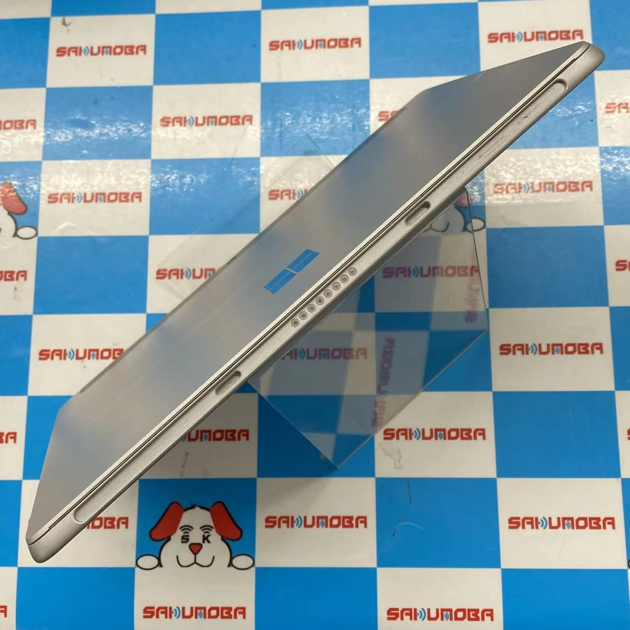 Surface Go 2 Wi-Fiモデル 8GB/128GB Pentium Gold 4425Y 1.7GHz プラチナ STQ-00012 美品