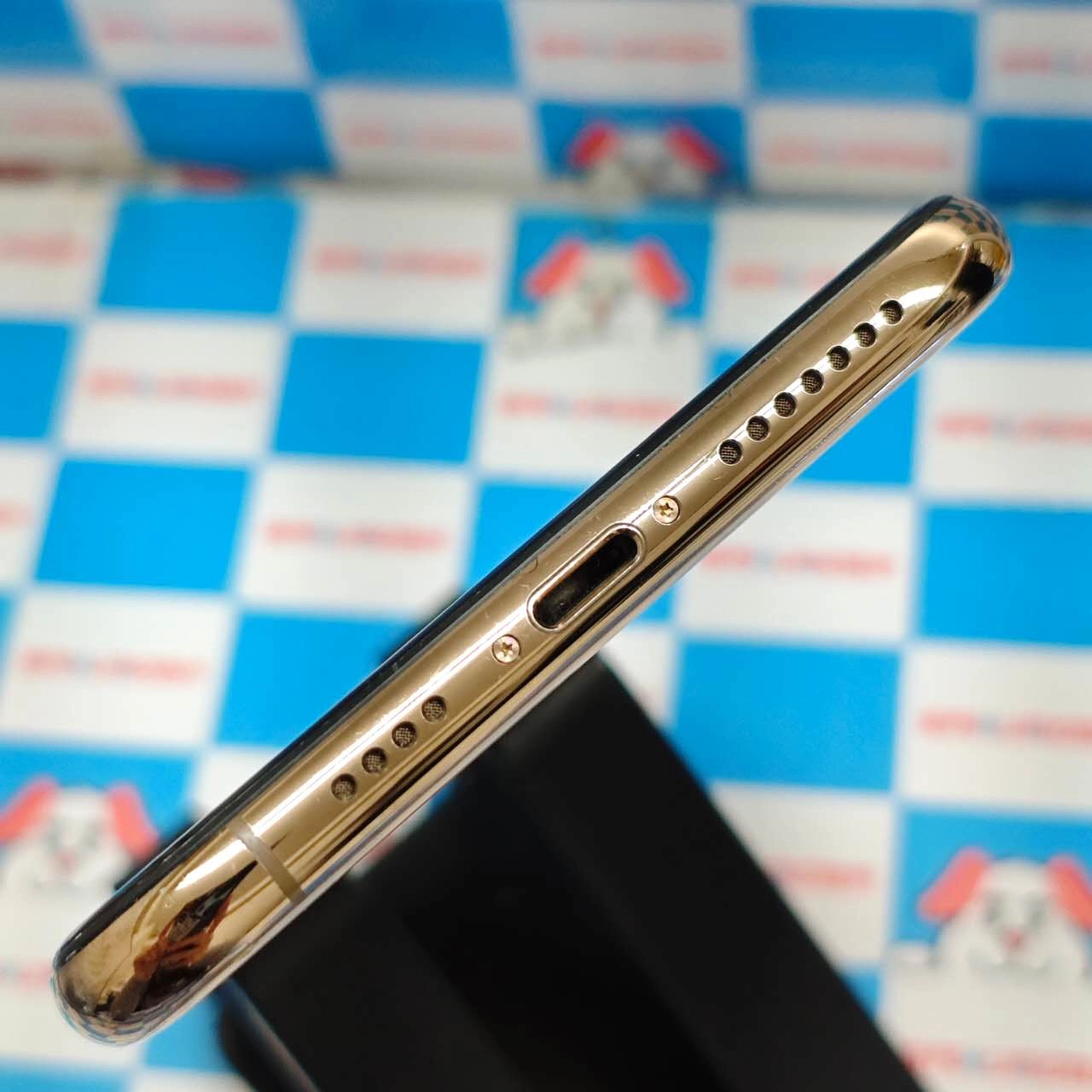 iPhoneXS Max 256GB ゴールド MT6W2J/A docomo版SIMフリー