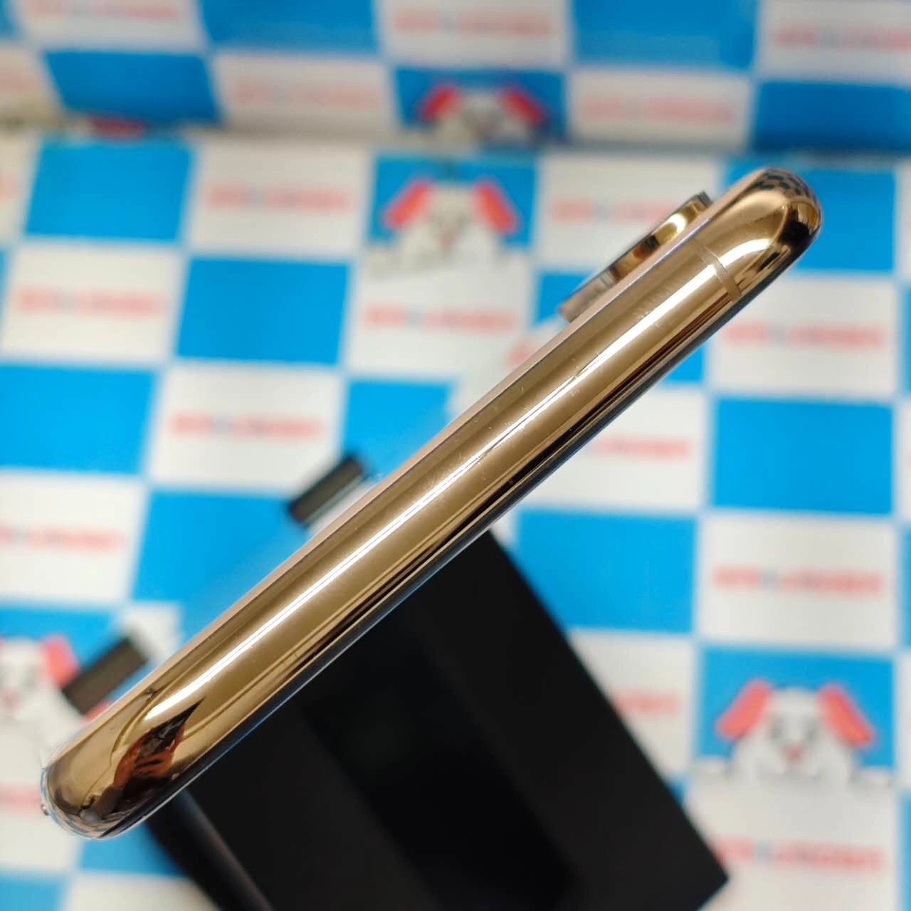 iPhoneXS Max 256GB ゴールド MT6W2J/A docomo版SIMフリー
