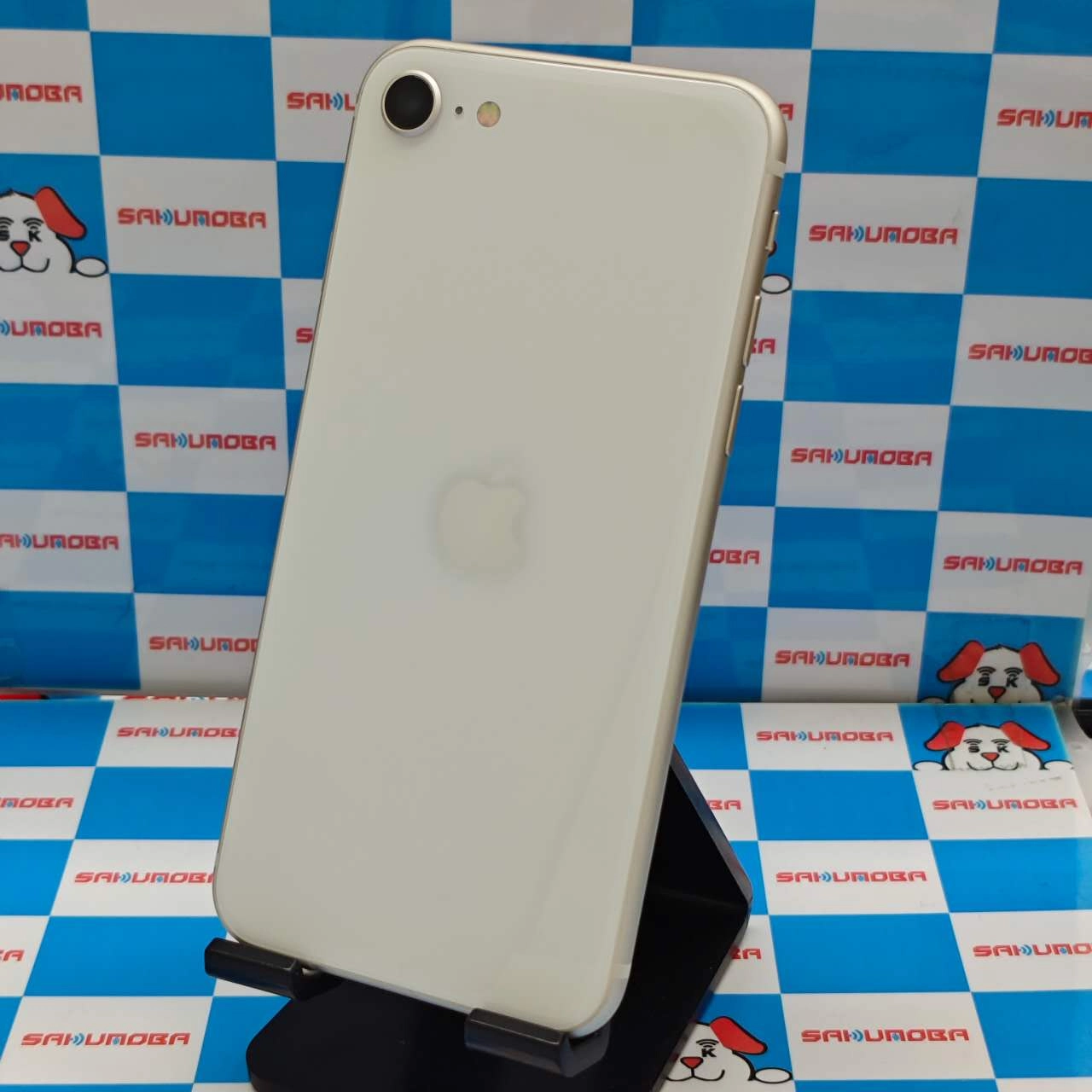 iPhoneSE 第3世代 64GB スターライト MMYD3J/A  docomo版SIMフリー  極美品