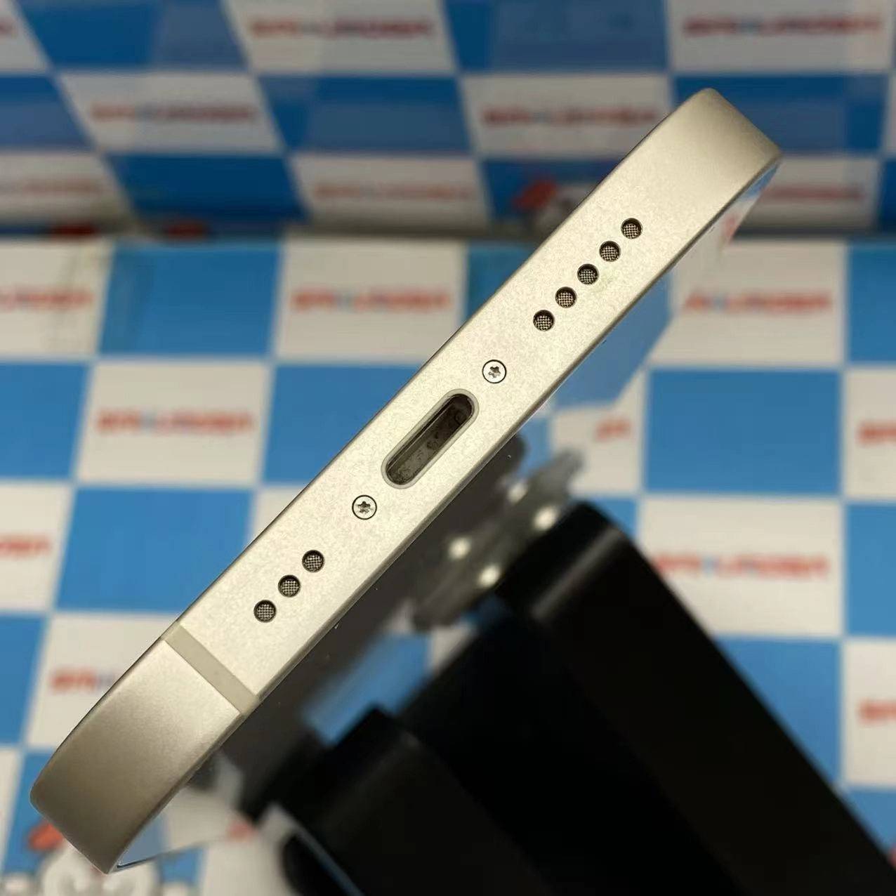 iPhone14 128GB スターライト MPUQ3J/A Apple版SIMフリー 極美品