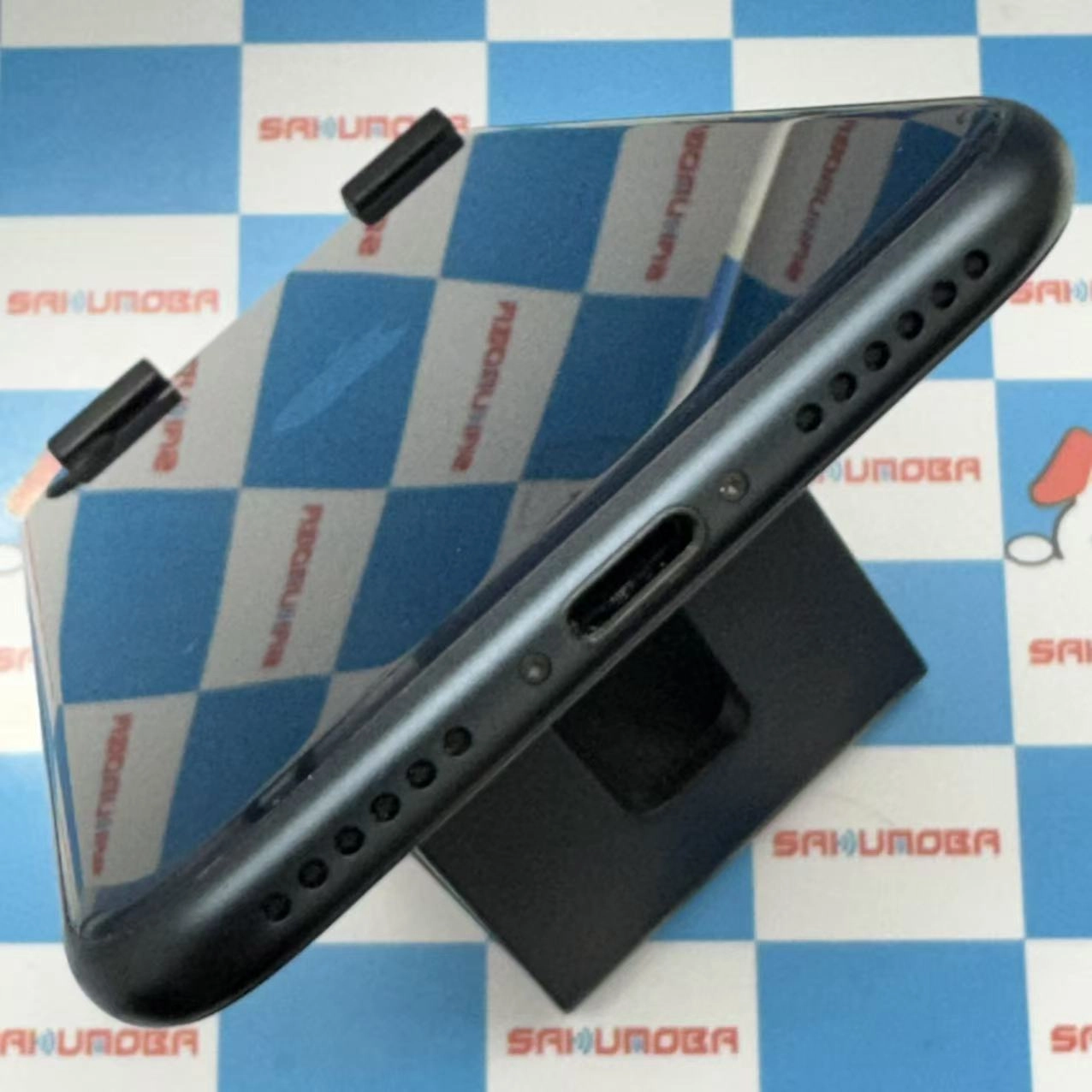 iPhoneSE 第3世代 64GB ミッドナイト MMYC3J/A SIMフリー 極美品