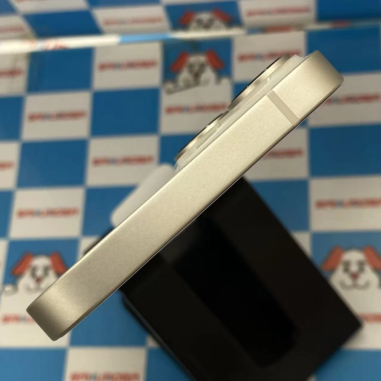 iPhone14 256GB スターライト NPW33J/A docomo版SIMフリー 交換未使用品