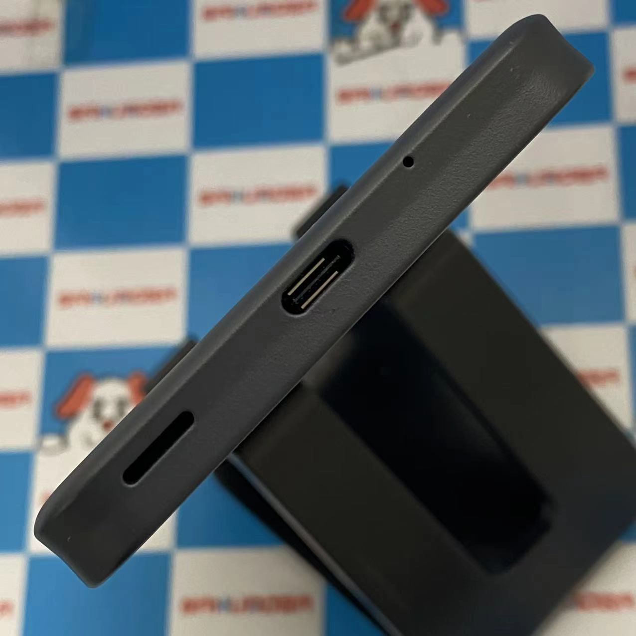 AQUOS wish 64GB チャコール A103SH SoftBank版SIMフリー 極美品