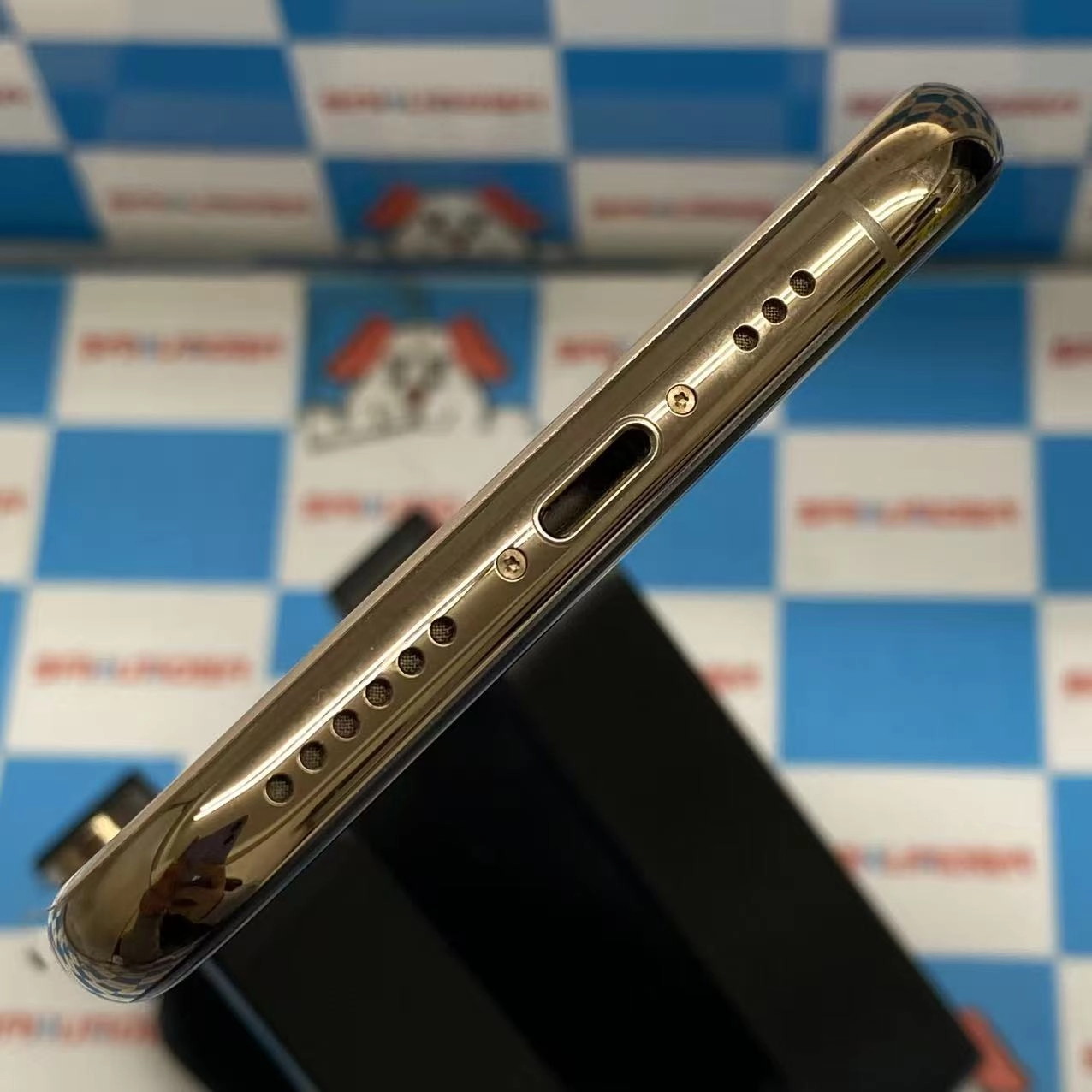 iPhoneXS 64GB ゴールド MTAY2J/A  docomo版SIMフリー ジャンク品