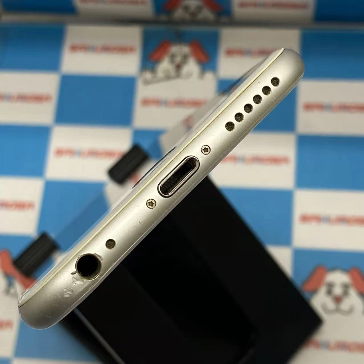 iPhone6 64GB シルバー MG4H2J/A docomo 訳あり品