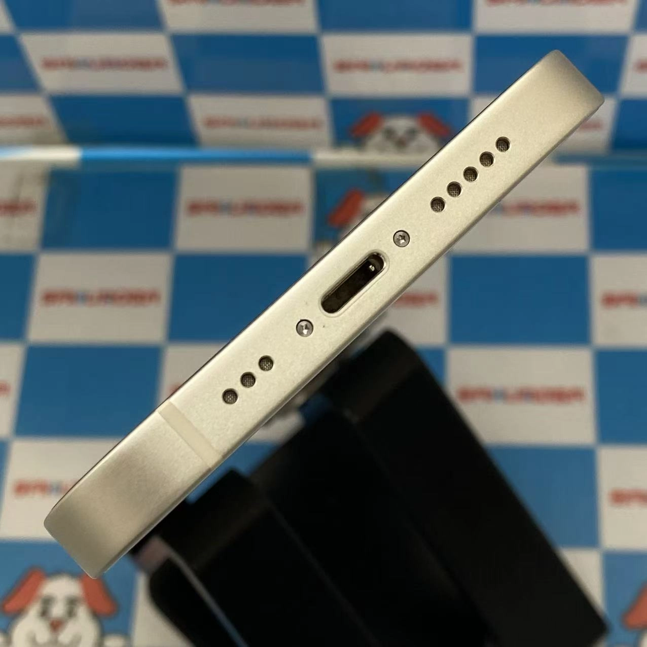 iPhone13 128GB スターライト MLND3J/A Apple版SIMフリー 美品