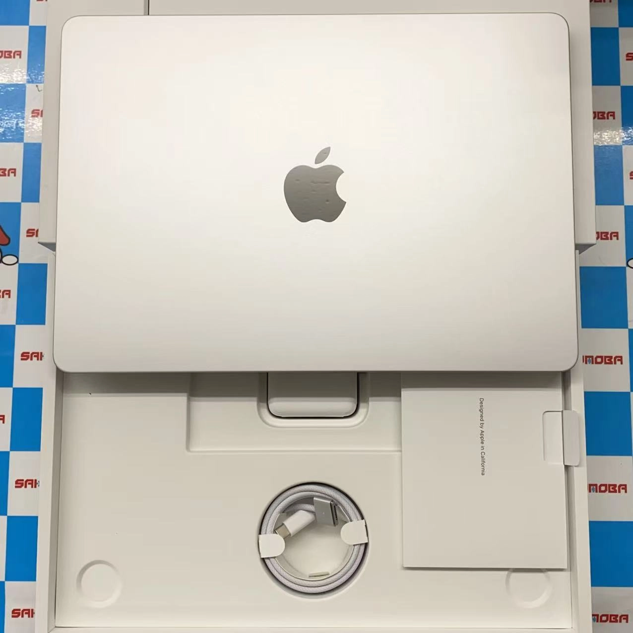 MacBook air 13インチ M4 2025 10CPU 8GPU 16GB/256GB シルバー MW0W3J/A 新品同様