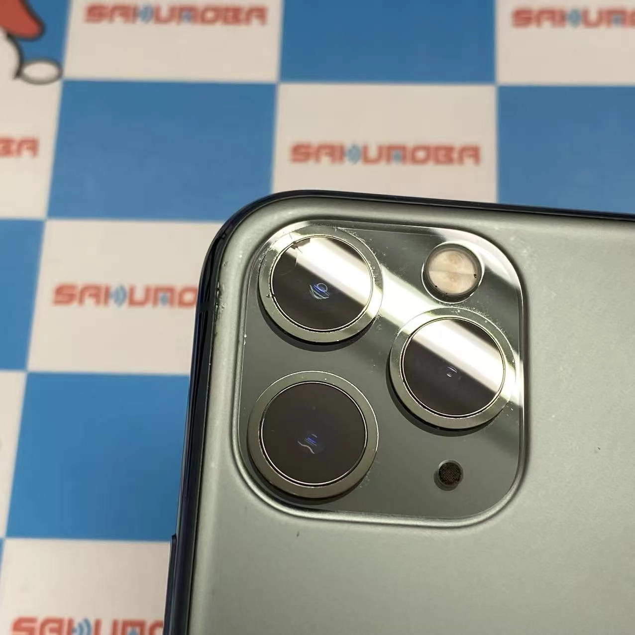 iPhone11 Pro 256GB ミッドナイトグリーン MWCC2J/A docomo版SIMフリー ジャンク品