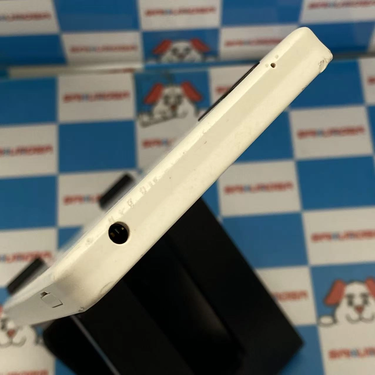 AQUOS wish2 64GB ホワイト SH-51C docomo版SIMフリー