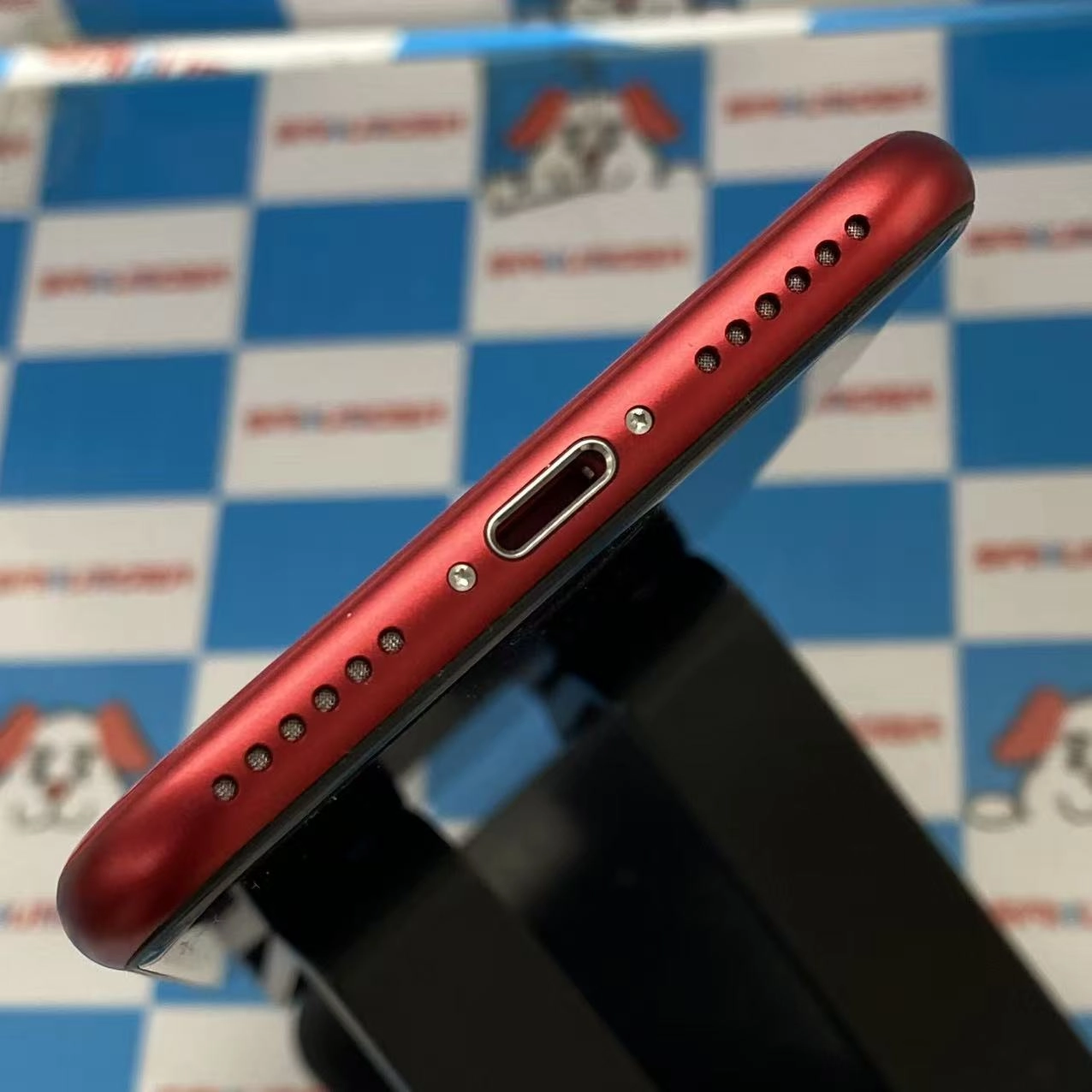 iPhoneSE 第2世代 64GB Product Red MHGR3J/A SoftBank版SIMフリー 新品同様