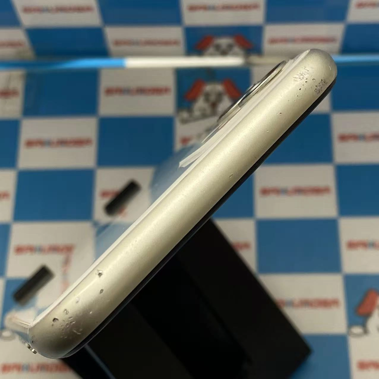 iPhone11 64GB ホワイト MHDC3J/A Apple版SIMフリー ジャンク品