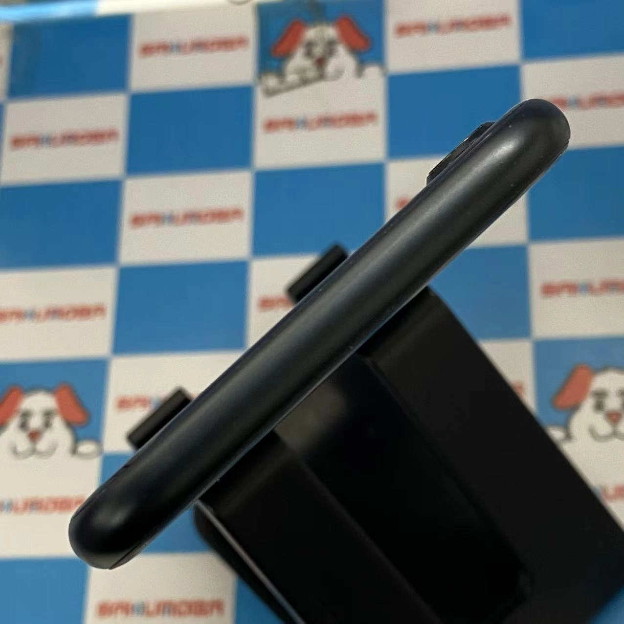 iPhoneSE 第3世代 64GB ミッドナイト MMYC3J/A au版SIMフリー 訳あり品