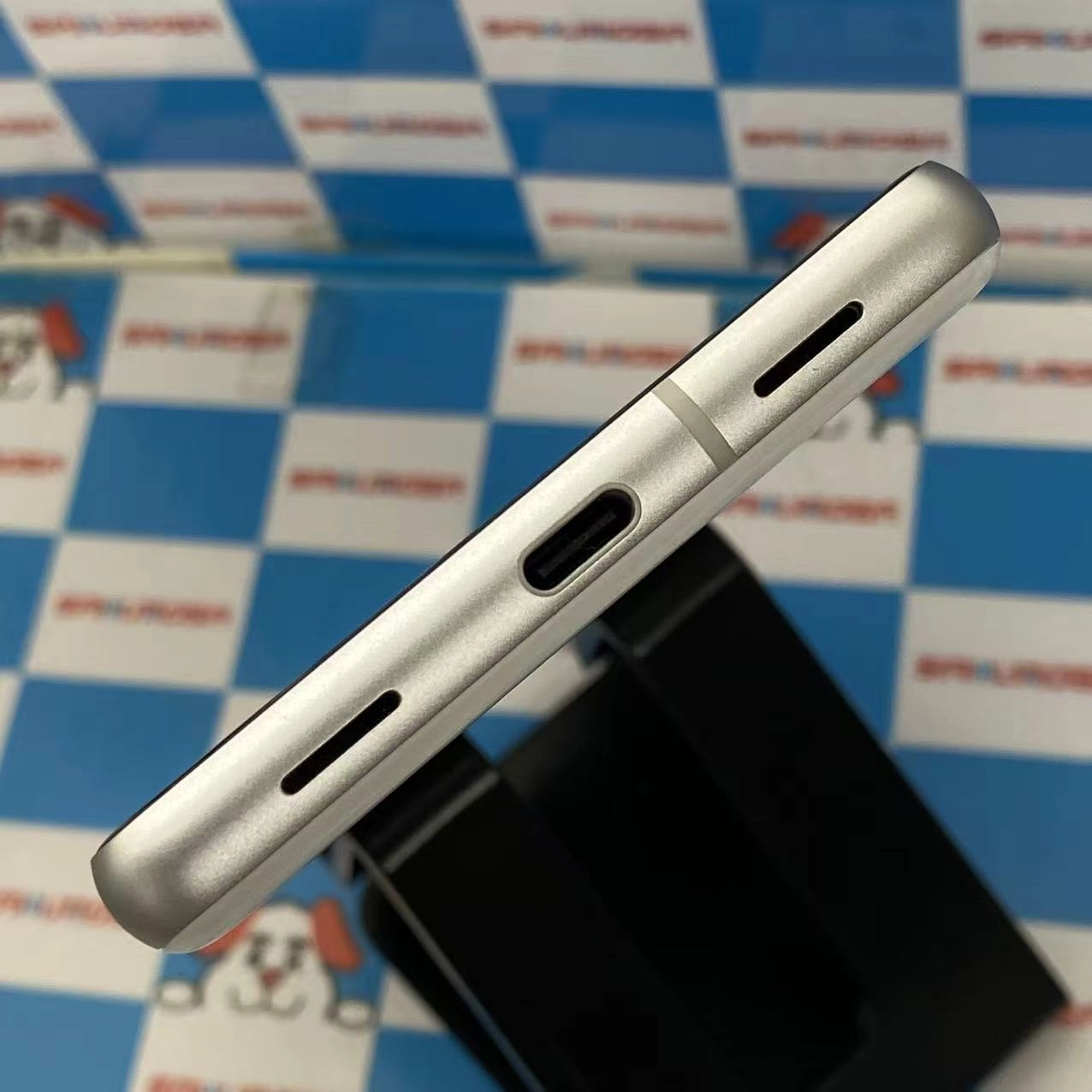 Google Pixel 7a 128GB Snow G82U8 docomo版SIMフリー