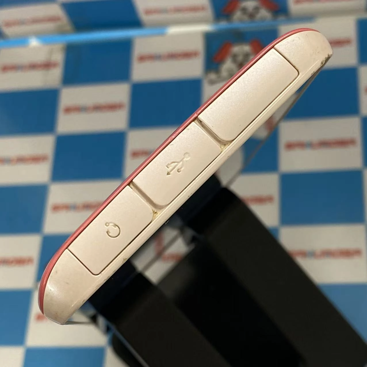 DIGNO rafre KYV36 16GB コーラルビンク AU版SIMフリー au