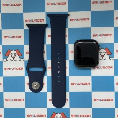 Apple Watch Series 4 GPSモデル  MU6D2J/A
