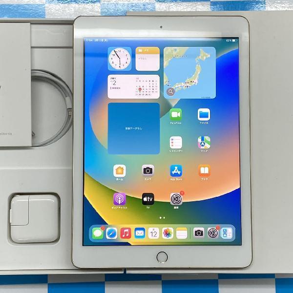 iPad 第5世代 Wi-Fiモデル 32GB FPGT2J/A A1822-正面