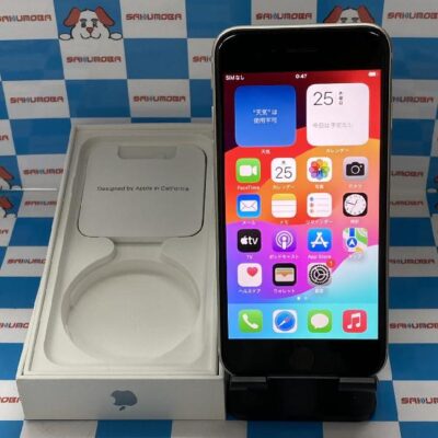 iPhoneSE 第3世代 Apple版SIMフリー 64GB MMYD3J/A A2782 美品