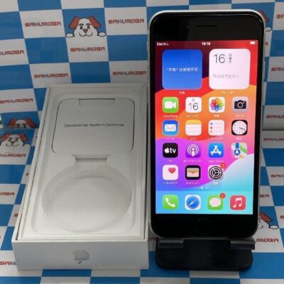 iPhoneSE 第2世代 au版SIMフリー 64GB MHGQ3J/A A2296 極美品