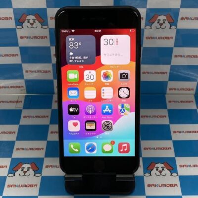 iPhoneSE 第3世代 au版SIMフリー 64GB MMYC3J/A A2782