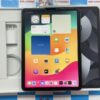 iPad Air 第5世代 docomo版SIMフリー 256GB MM713J/A A2589 開封未使用-正面