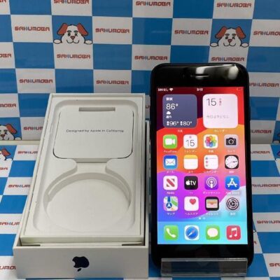 iPhoneSE 第3世代 docomo版SIMフリー 64GB MMYC3J/A A2782 極美品