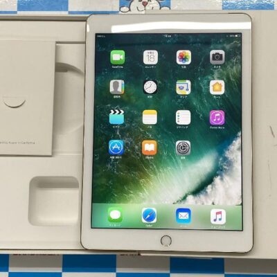 iPad 第5世代 SoftBank版SIMフリー 128GB MPG52J/A A1823 極美品