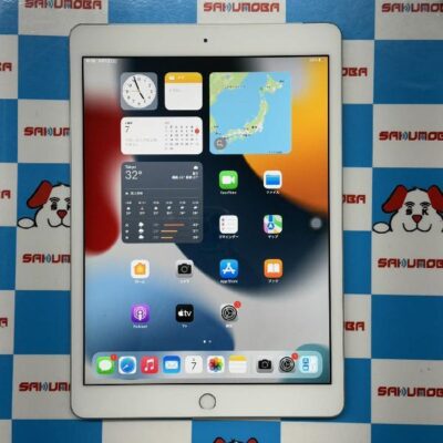 iPad 第8世代 au版SIMフリー 64GB MYMJ2J/A A2429 極美品