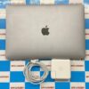 MacBook Pro 13インチ M1 2020 16GB 2TB A2338 極美品-正面