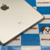 iPad 第8世代 Wi-Fiモデル 32GB MYLA2J/A A2270 極美品-下部