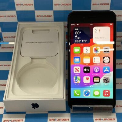 iPhoneSE 第3世代 SoftBank版SIMフリー 64GB MMYC3J/A A2782 極美品