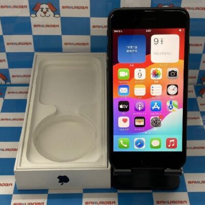 iPhoneSE 第3世代 Apple版SIMフリー 128GB MMYF3J/A A2782 極美品