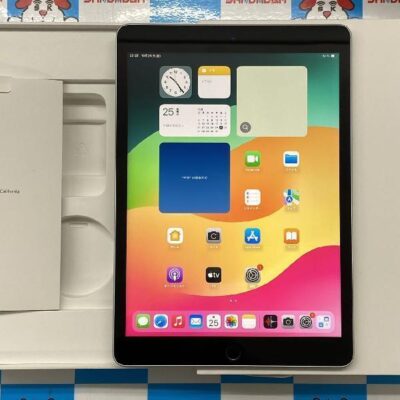 iPad 第9世代 Wi-Fiモデル 64GB MK2L3J/A A2602 極美品