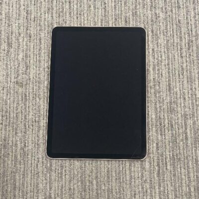 iPad Air 第4世代 Wi-Fiモデル 64GB FYFP2J/A A2316 ジャンク品