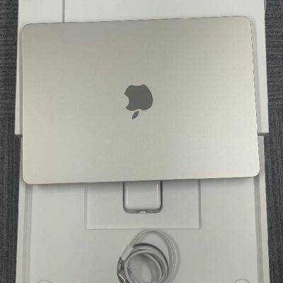 MacBook Air 15インチ M3 2024 512GB MRXU3J/A A3113 新品同様品