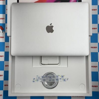 MacBook Pro 13インチ M1 2020 256GB MYDA2J/A A2338 極美品