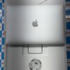 MacBook Pro 13インチ 2019 Thunderbolt 3ポートx 4 256GB MV992J/A A1989 極美品-正面