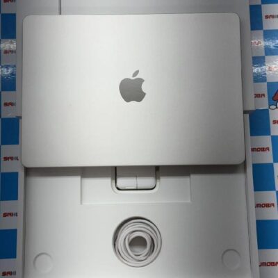 MacBook Air M2 2022 256GB MLY13J/A A2681 極美品