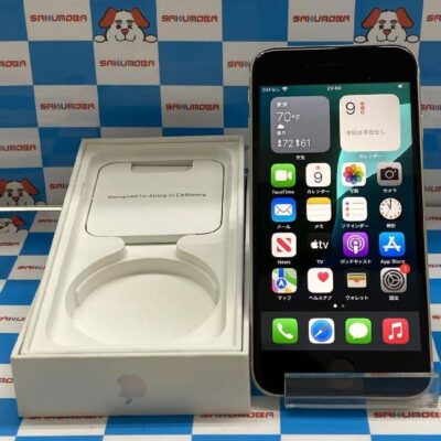 iPhoneSE 第3世代 au版SIMフリー 128GB MMYG3J/A A2782