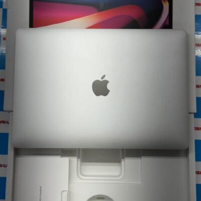 MacBook Pro 13インチ M1 2020 256GB MYDA2J/A A2338 美品