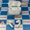 Apple AirPods 第4世代 MXP63J/A A3058 極美品-上部