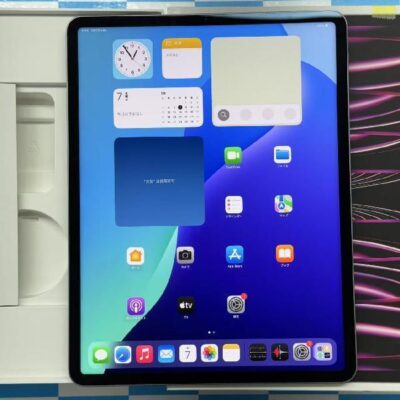 iPad Pro 12.9インチ 第6世代 Wi-Fiモデル 128GB MNXP3J/A A2436 極美品