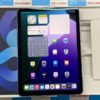 iPad Air 第4世代 Wi-Fiモデル 64GB MYFQ2J/A A2316 極美品-正面