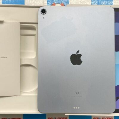 iPad Air 第4世代 Wi-Fiモデル 64GB MYFQ2J/A A2316